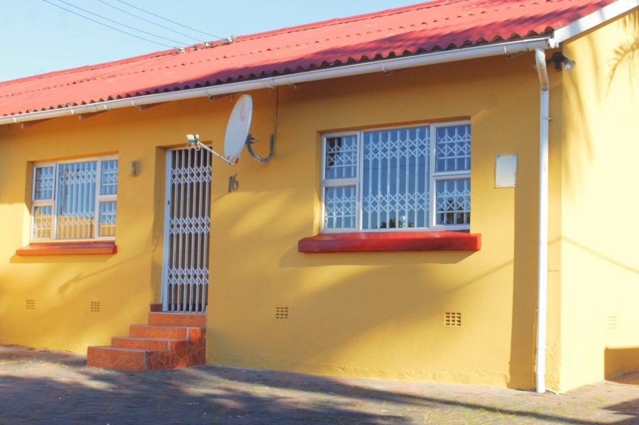 To Let 3 Bedroom Property for Rent in Amalinda Eastern Cape